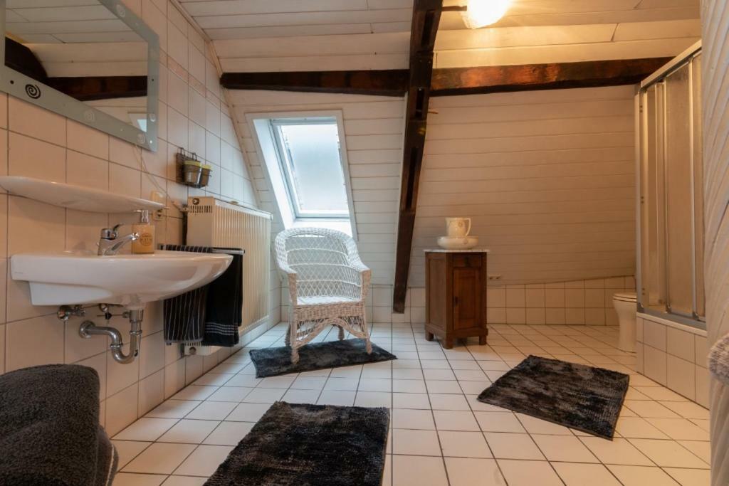Ferienwohnung Flaemisches Weinhaus ヴィントリッヒ エクステリア 写真