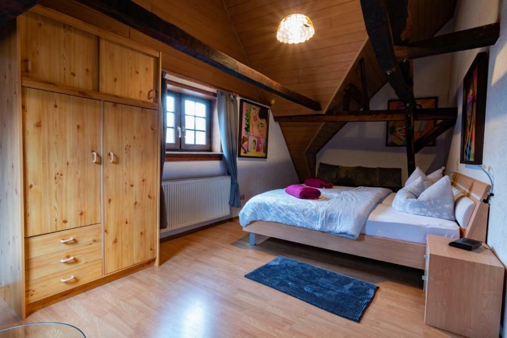 Ferienwohnung Flaemisches Weinhaus ヴィントリッヒ エクステリア 写真